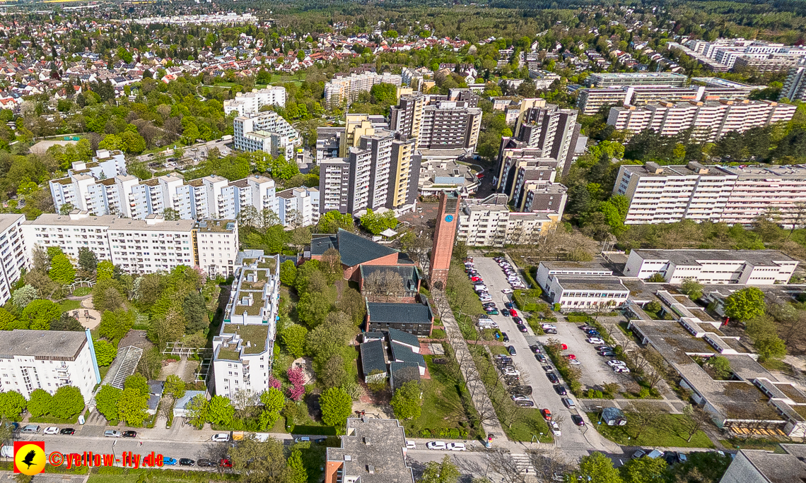 04.05.2023 - Luftbilder vom Marx-Zentrum uns seiner Umgebung in Neuperlach